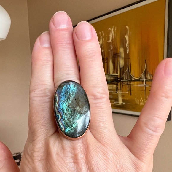Green Labradorite and Copper Ring, adjustable - Picture 8 of 9